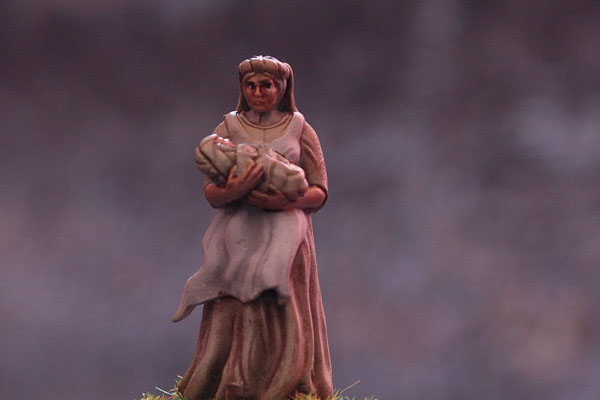 figurine nourrice